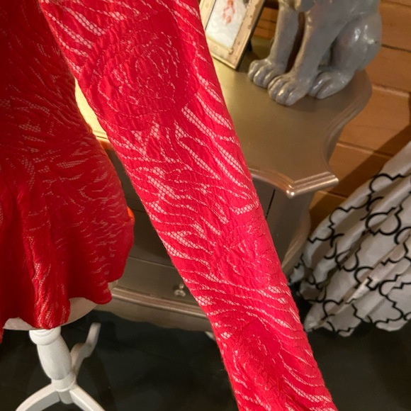 Top - Picture 4 of 4